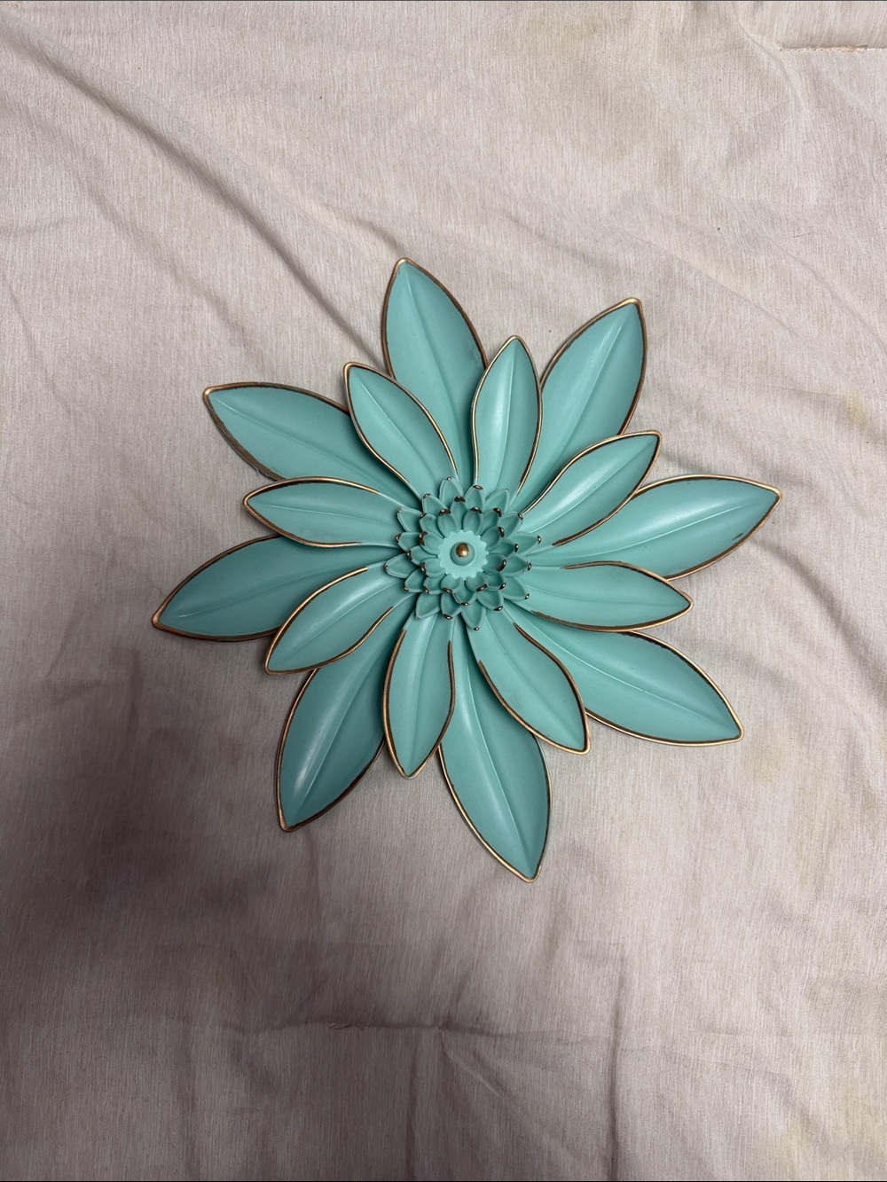 Teal Floral Plastic Wall Decor Set with Gold Accents - Picture 2 of 10